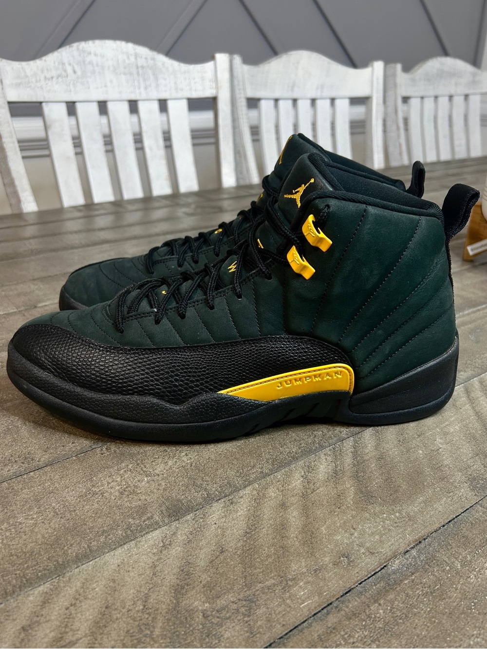 Air Jordan 12 Retro Black Taxi Men's Size 13 CT8013-071 Gold Yellow Mid Top